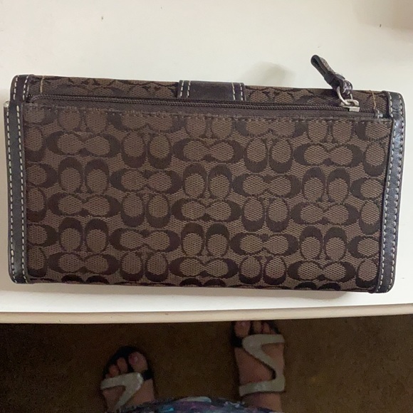 Coach wallet - Picture 2 of 3